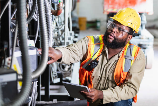 Best 24-Hour Electrician  in Hillsdale, MI